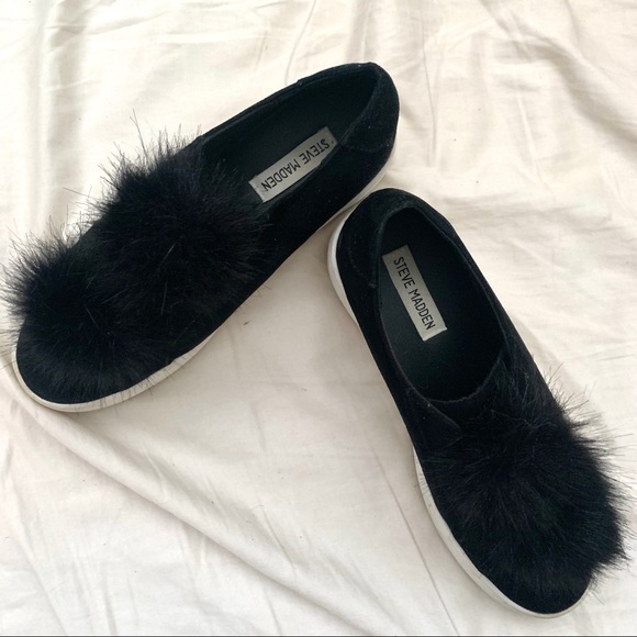 Steve Madden Bryanne Platform Puff sneaker! - Picture 2 of 4